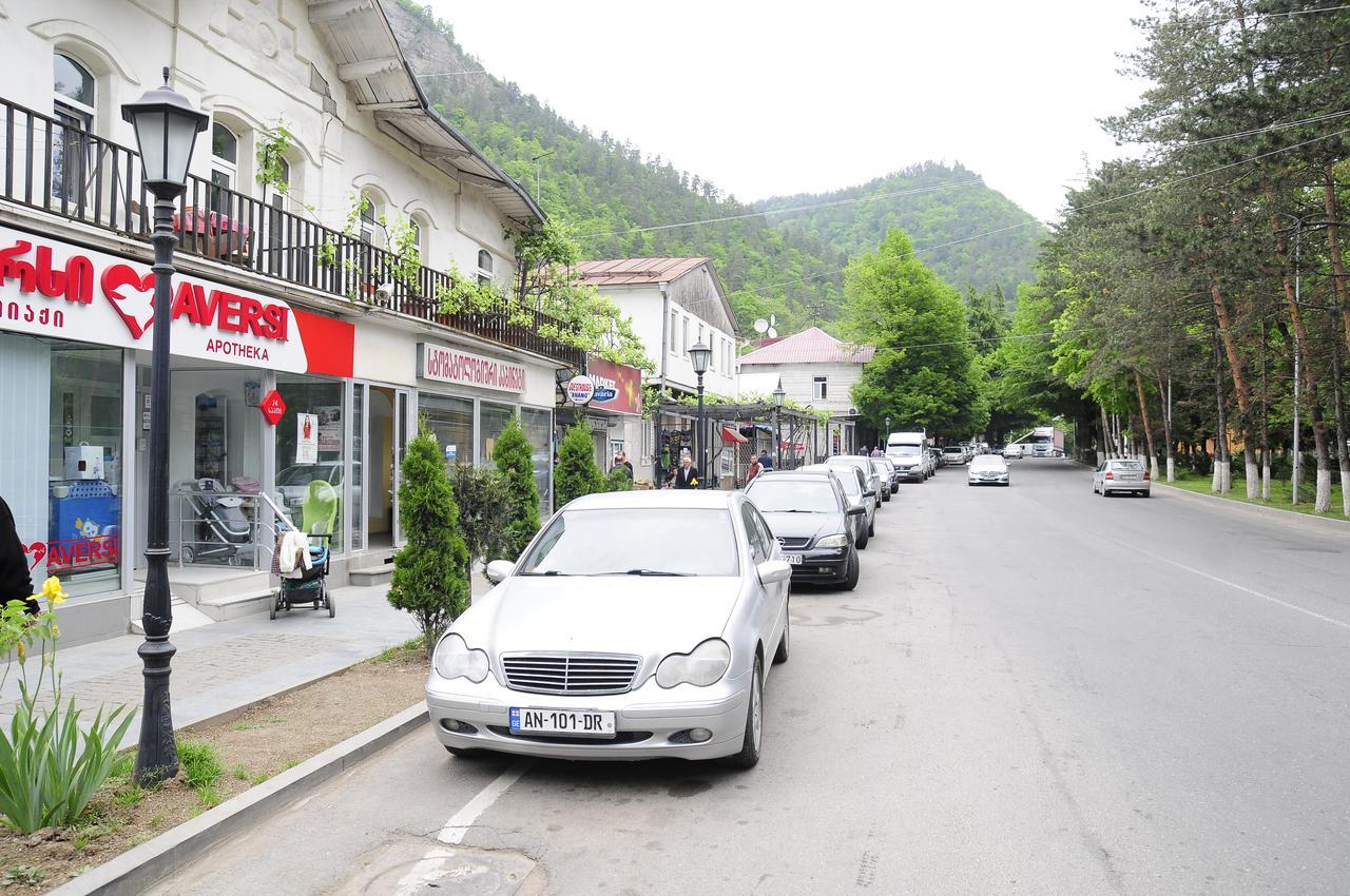 Hotel Riverside Borjomi Exterior foto
